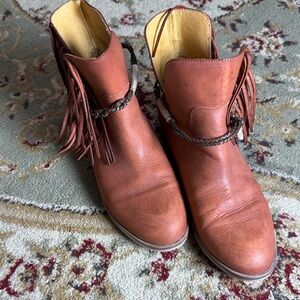 Matisse Fringe Leather Ankle Boots - Tan